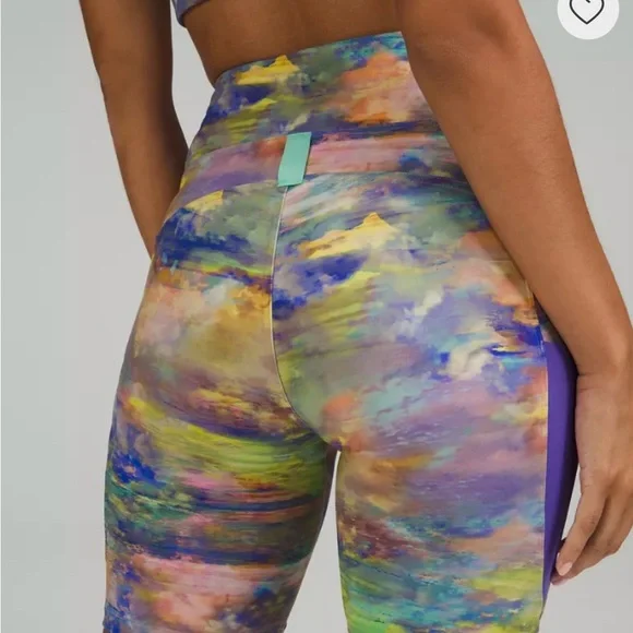 $98 MSRP Lululemon Cargo Hiking Shorts 8” - Picture 4 of 8